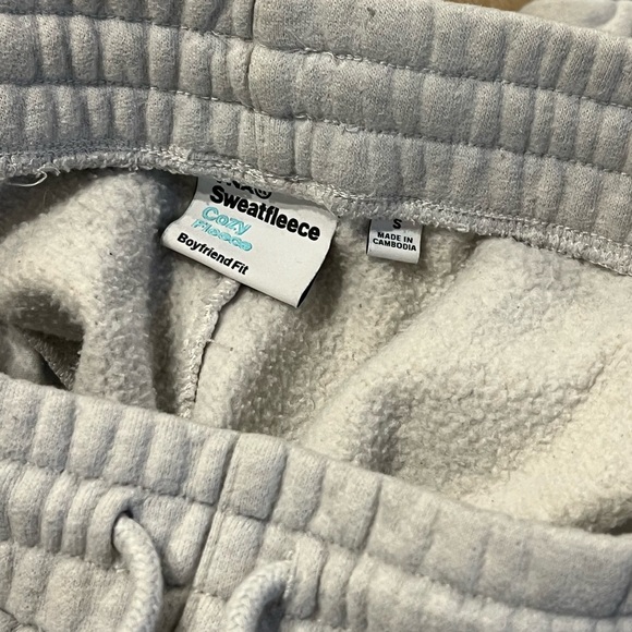 Tna cosy sweats - Picture 5 of 5